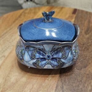 Ardleigh Elliot Music Box Limited Edition